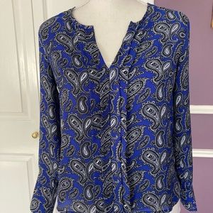 Womens Banana Republic Blue and Black Paisley long sleeve blouse. Size XXSP